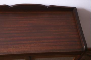 レトロ家具　昭和中期　ダイヤガラス入り　レトロな雰囲気が味のある脚付き戸棚(収納棚、キャビネット)