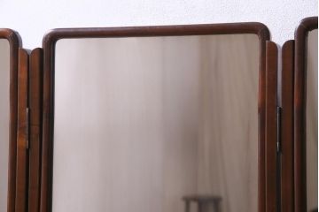 アンティーク雑貨　高級指物家具　桑材・桐材　繊細な技が光る手鏡付き三面鏡(ドレッサー、鏡台、ミラー)