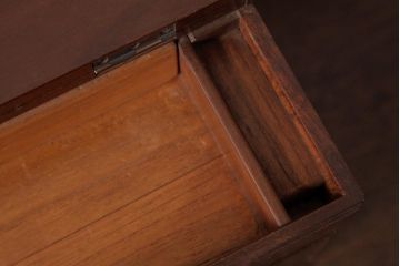 アンティーク家具　日本製　桑材　至れり尽くせりの収納スペースがうれしいソーイングボックス(裁縫箱、小引き出し)