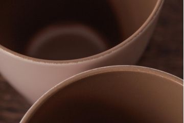 イギリスビンテージ　Poole Pottery(プール・ポタリー)　Twintone(ツイントーン)　カップ&ソーサー2客セット