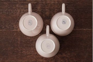 イギリスビンテージ　Poole Pottery(プール・ポタリー)　Twintone(ツイントーン)　カップ&ソーサー3客セット