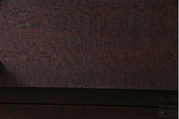 リメイク家具　前板ラワン材　パタパタ扉　濃い色合いが無骨な雰囲気を漂わせる脚付き収納棚(5段タイプ)(下駄箱、戸棚、キャビネット)