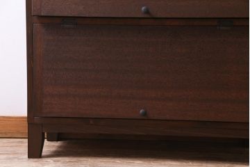 リメイク家具　前板ラワン材　パタパタ扉　丸い取っ手が愛らしい脚付き収納棚(5段タイプ)(下駄箱、戸棚、キャビネット)
