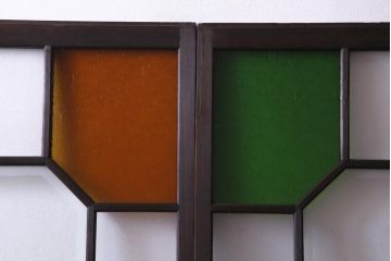 和製アンティーク　大正期　当時もの色ガラス入り!　レトロな色合いのガラス戸(引き戸、建具)2枚セット