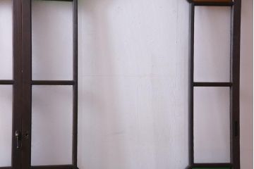 和製アンティーク　大正期　当時もの色ガラス入り!　レトロな色合いのガラス戸(引き戸、建具)2枚セット