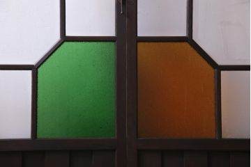 和製アンティーク　大正期　当時もの色ガラス入り!　レトロな色合いのガラス戸(引き戸、建具)2枚セット
