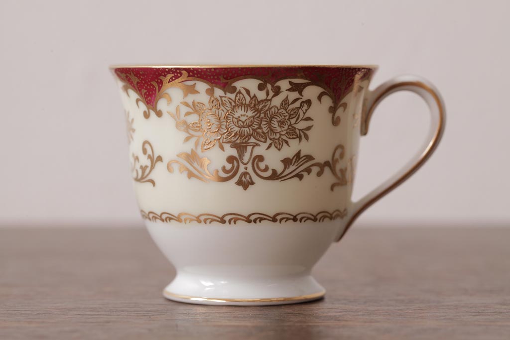 ノリタケ(Noritake、則武、日陶)　マルキ印　エレガントなデザインが魅力のカップ&ソーサー2客セット