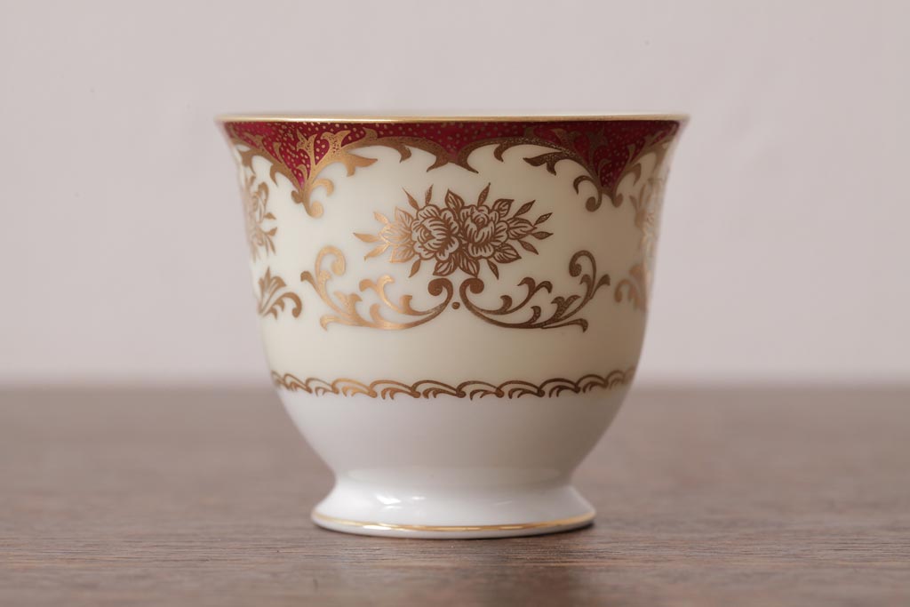 ノリタケ(Noritake、則武、日陶)　マルキ印　エレガントなデザインが魅力のカップ&ソーサー2客セット