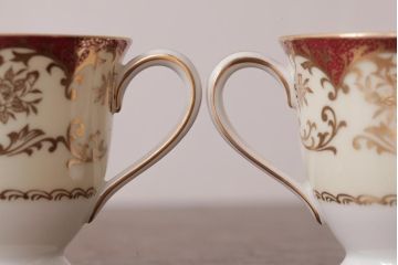 ノリタケ(Noritake、則武、日陶)　マルキ印　エレガントなデザインが魅力のカップ&ソーサー2客セット