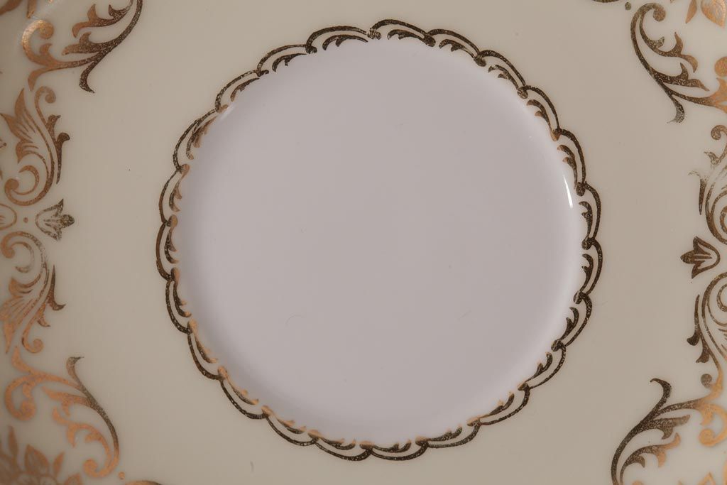 ノリタケ(Noritake、則武、日陶)　マルキ印　エレガントなデザインが魅力のカップ&ソーサー2客セット