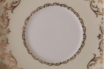 ノリタケ(Noritake、則武、日陶)　マルキ印　エレガントなデザインが魅力のカップ&ソーサー2客セット