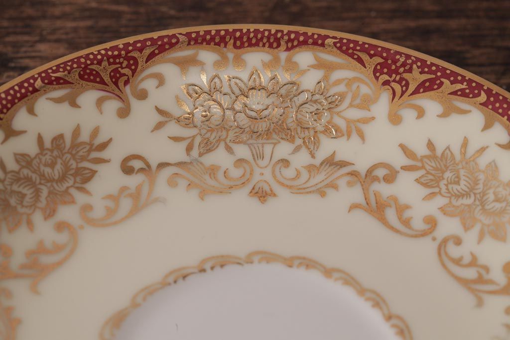 ノリタケ(Noritake、則武、日陶)　マルキ印　エレガントなデザインが魅力のカップ&ソーサー2客セット