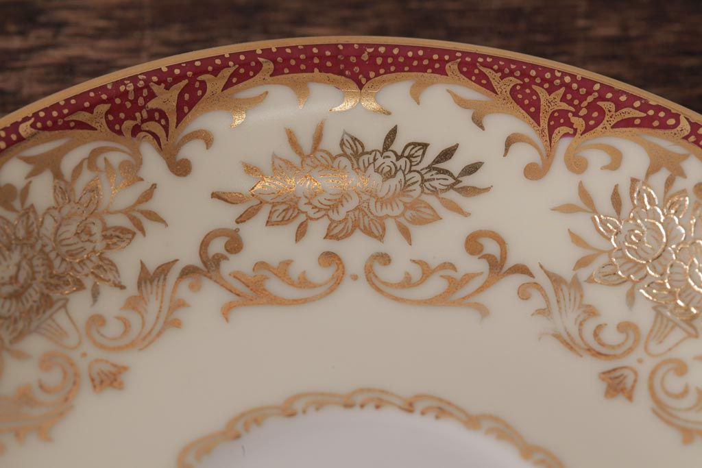 ノリタケ(Noritake、則武、日陶)　マルキ印　エレガントなデザインが魅力のカップ&ソーサー2客セット