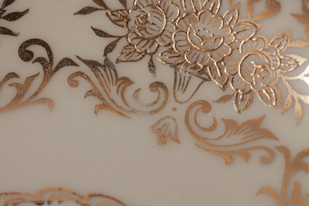 ノリタケ(Noritake、則武、日陶)　マルキ印　エレガントなデザインが魅力のカップ&ソーサー2客セット