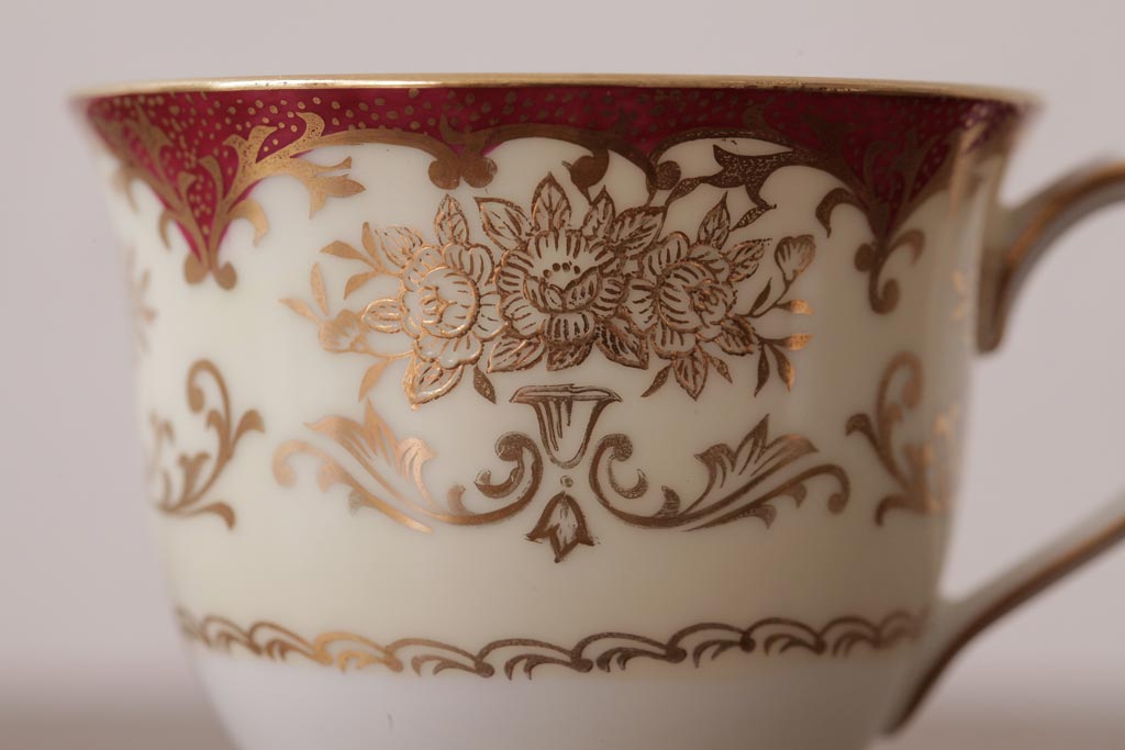 ノリタケ(Noritake、則武、日陶)　マルキ印　エレガントなデザインが魅力のカップ&ソーサー2客セット(1)