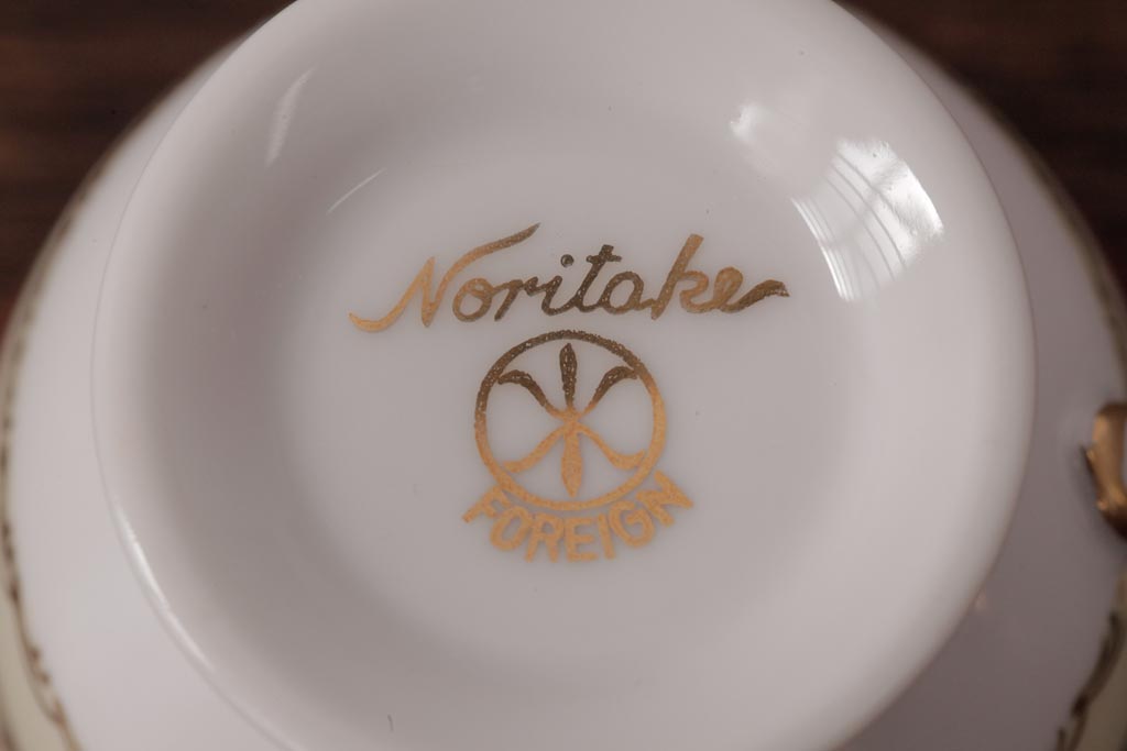 ノリタケ(Noritake、則武、日陶)　マルキ印　エレガントなデザインが魅力のカップ&ソーサー2客セット(1)