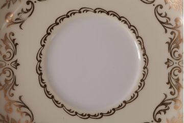 ノリタケ(Noritake、則武、日陶)　マルキ印　エレガントなデザインが魅力のカップ&ソーサー2客セット(1)