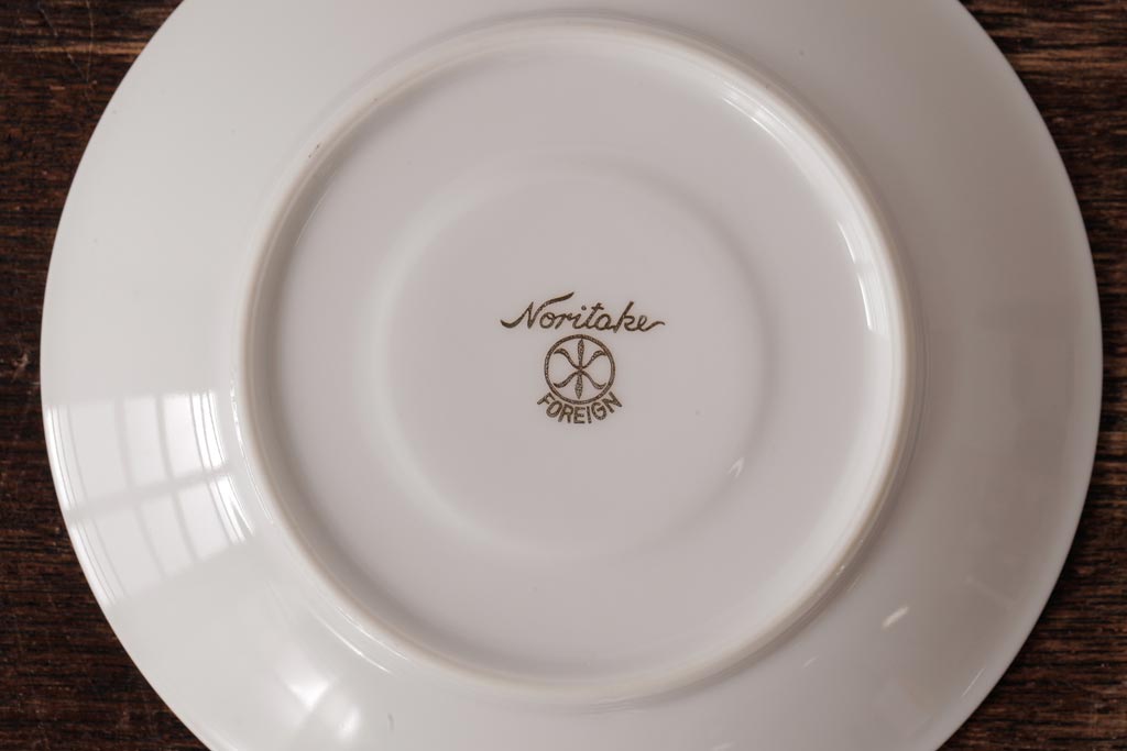 ノリタケ(Noritake、則武、日陶)　マルキ印　エレガントなデザインが魅力のカップ&ソーサー2客セット(1)