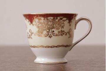 ノリタケ(Noritake、則武、日陶)　マルキ印　エレガントなデザインが魅力のカップ&ソーサー2客セット(2)