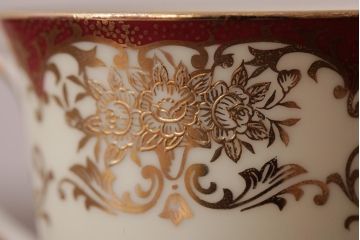 ノリタケ(Noritake、則武、日陶)　マルキ印　エレガントなデザインが魅力のカップ&ソーサー2客セット(2)