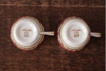 ノリタケ(Noritake、則武、日陶)　マルキ印　エレガントなデザインが魅力のカップ&ソーサー2客セット(2)