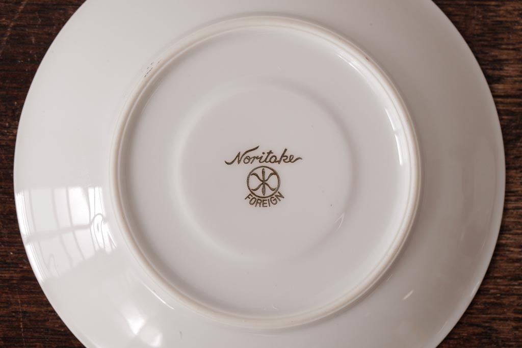 ノリタケ(Noritake、則武、日陶)　マルキ印　エレガントなデザインが魅力のカップ&ソーサー2客セット(2)