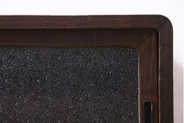 レトロ家具　昭和中期　桐材　鉄脚　ダイヤガラスがレトロな雰囲気を漂わせる箪笥ローボード(収納棚)