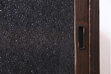 レトロ家具　昭和中期　桐材　鉄脚　ダイヤガラスがレトロな雰囲気を漂わせる箪笥ローボード(収納棚)