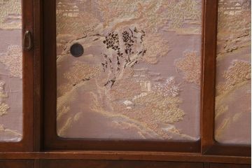 和製アンティーク　桑材・桐材　品のある佇まいが魅力的な指物家具の飾り棚(収納棚、戸棚、桐箪笥、桐たんす)