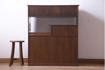 和製アンティーク　桑材・桐材　品のある佇まいが魅力的な指物家具の飾り棚(収納棚、戸棚、桐箪笥、桐たんす)