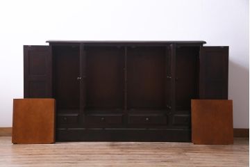 中古　北海道民芸家具　#138　落ち着いた色味のクラシカルなサイドボード(収納棚、戸棚)