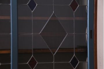 ラフジュ工房オリジナル　古建具リメイク　モールガラス　ステンドグラスがノスタルジックな雰囲気漂う戸棚(収納棚、サイドボード)