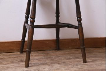 ヴィンテージ家具　イギリスビンテージ　背もたれの透かし彫りがお洒落なホイールバックチェア(板座チェア、ダイニングチェア)