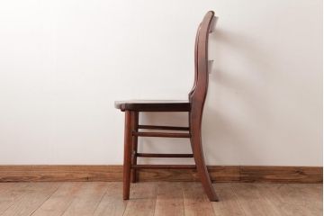 中古　九州民芸家具　赤みがかった色合いと艶が美しいダイニングチェア(板座チェア、ワークチェア)(1)