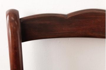 中古　九州民芸家具　赤みがかった色合いと艶が美しいダイニングチェア(板座チェア、ワークチェア)(1)
