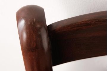 中古　九州民芸家具　赤みがかった色合いと艶が美しいダイニングチェア(板座チェア、ワークチェア)(1)
