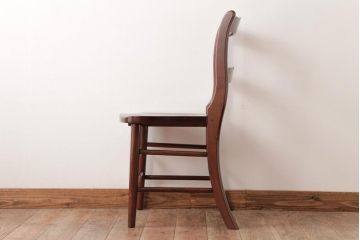 中古　九州民芸家具　赤みがかった色合いと艶が美しいダイニングチェア(板座チェア、ワークチェア)(3)
