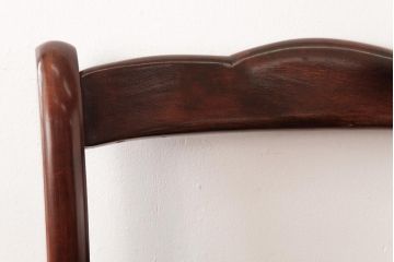 中古　九州民芸家具　赤みがかった色合いと艶が美しいダイニングチェア(板座チェア、ワークチェア)(3)