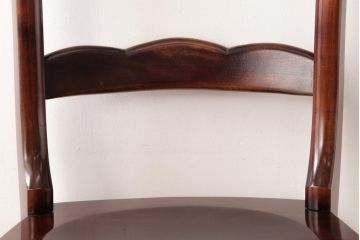 中古　九州民芸家具　赤みがかった色合いと艶が美しいダイニングチェア(板座チェア、ワークチェア)(3)