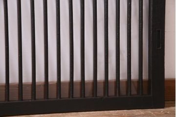 ラフジュ工房オリジナル　リメイク　アンティークの古い建具が味わい深いローボード(ガラス戸棚、収納棚)