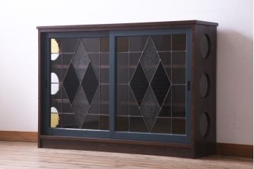 ラフジュ工房オリジナル　古建具リメイク　結霜ガラス　ステンドグラスがノスタルジックな雰囲気漂う戸棚(収納棚、サイドボード)