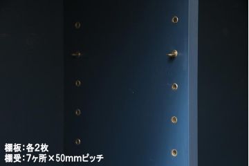ラフジュ工房オリジナル　リメイク家具　ネイビーと木色のコントラストがシックな印象与えるガラス戸棚(サイドボード、収納棚)