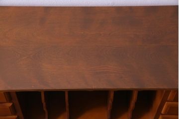 中古　横浜ダニエル(daniel)　A-305　クラシカルな佇まいの上質なライティングデスク(机、在宅ワーク、在宅用)(定価約47万円)