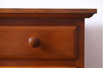 中古　横浜ダニエル(daniel)　A-305　クラシカルな佇まいの上質なライティングデスク(机、在宅ワーク、在宅用)(定価約47万円)