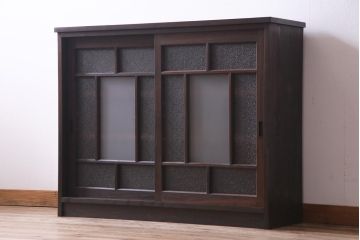 ラフジュ工房オリジナル　リメイク家具　ダイヤガラスとすりガラスを組合せた情緒あふれる戸棚(収納棚、サイドボード)