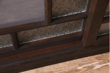 ラフジュ工房オリジナル　リメイク家具　ダイヤガラスとすりガラスを組合せた情緒あふれる戸棚(収納棚、サイドボード)