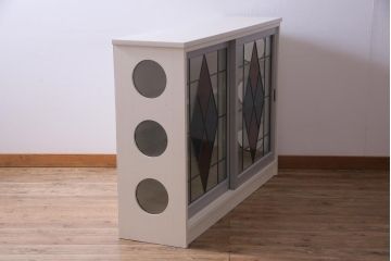ラフジュ工房オリジナル　古建具リメイク　ノスタルジックなステンドグラス入り戸棚(収納棚、サイドボード、キャビネット)