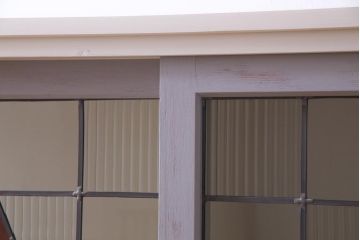 ラフジュ工房オリジナル　古建具リメイク　ノスタルジックなステンドグラス入り戸棚(収納棚、サイドボード、キャビネット)