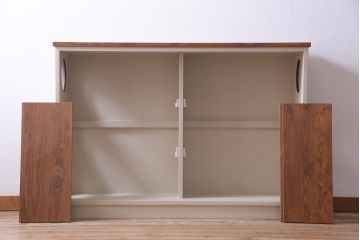 ラフジュ工房オリジナル　古建具リメイク　ステンドグラスがおしゃれな戸棚(収納棚、サイドボード)