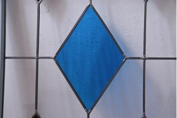 ラフジュ工房オリジナル　古建具リメイク　ステンドグラスがおしゃれな戸棚(収納棚、サイドボード)